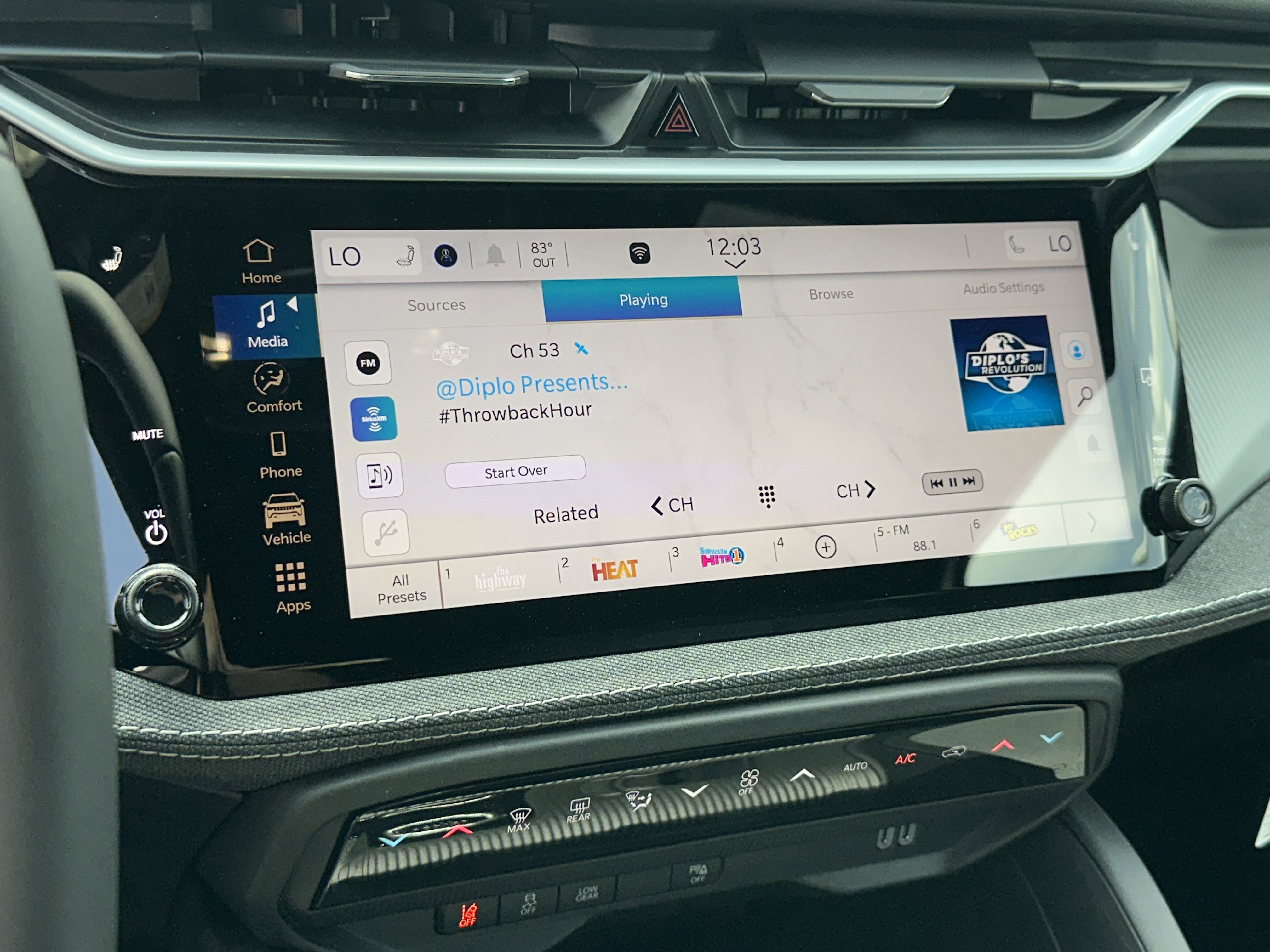 New 2026 Jeep Cherokee Laredo AWD/4WD image 6