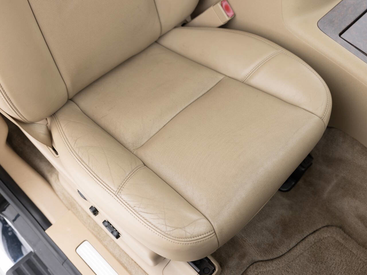 Used 2013 GMC Sierra 2500 Denali w/ Suspension Package, Off-Road image 29