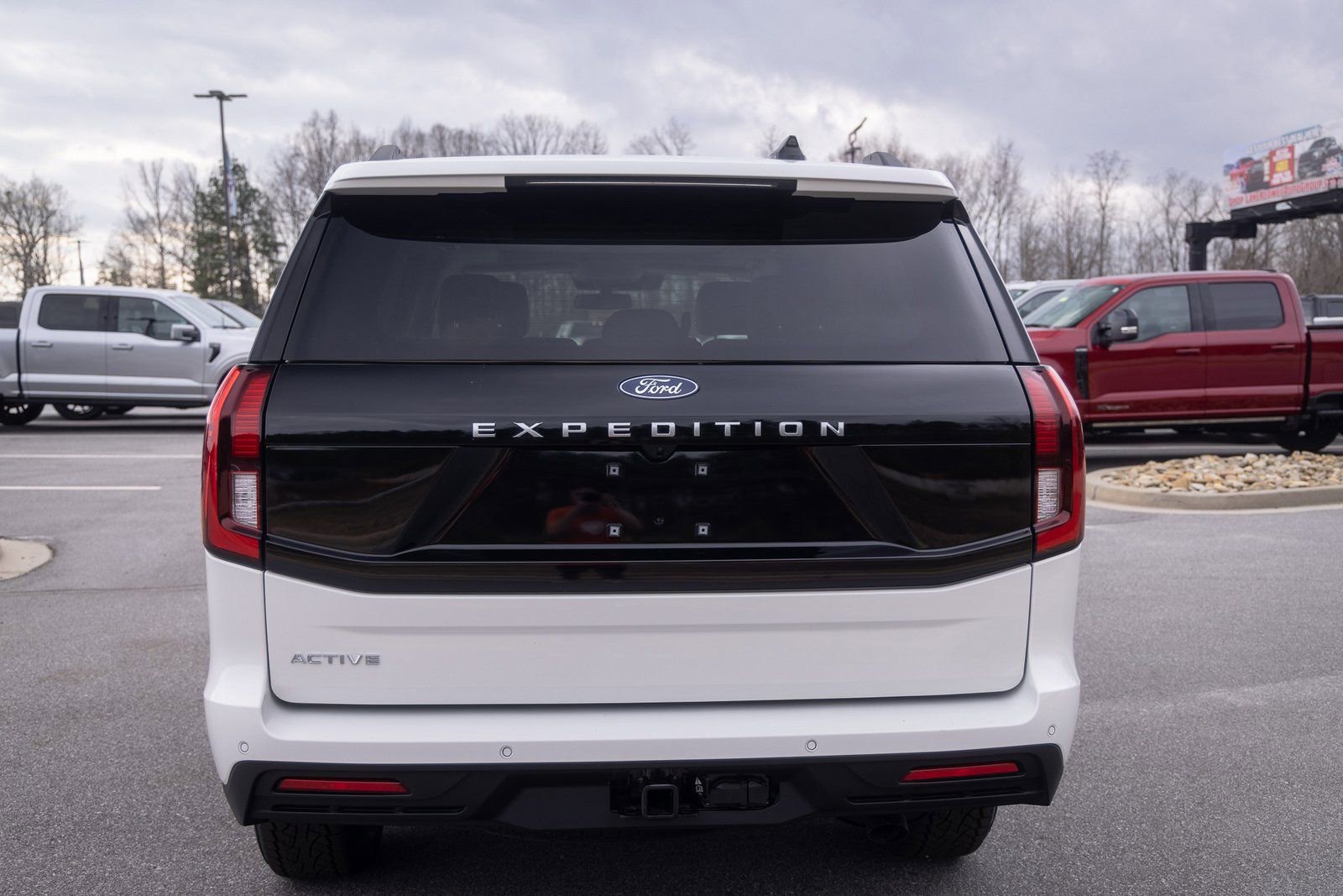 New 2026 Ford Expedition Active AWD/4WD image 8