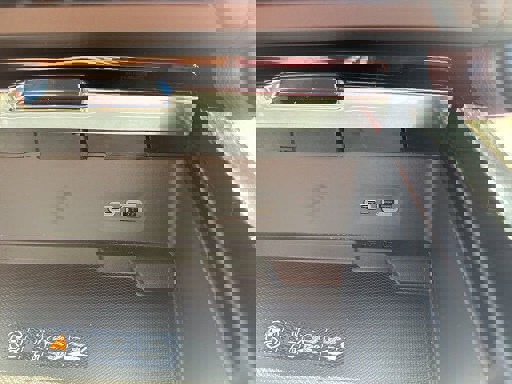 New 2025 GMC Yukon XL Denali w/ Denali Reserve Package image 41