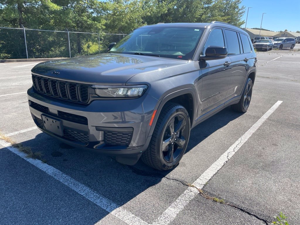 Used 2023 Jeep Grand Cherokee L Laredo
