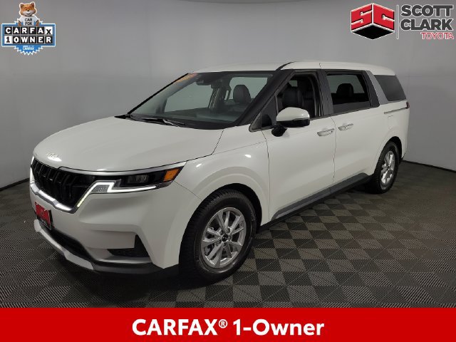 Used 2022 Kia Carnival LX FWD image 3