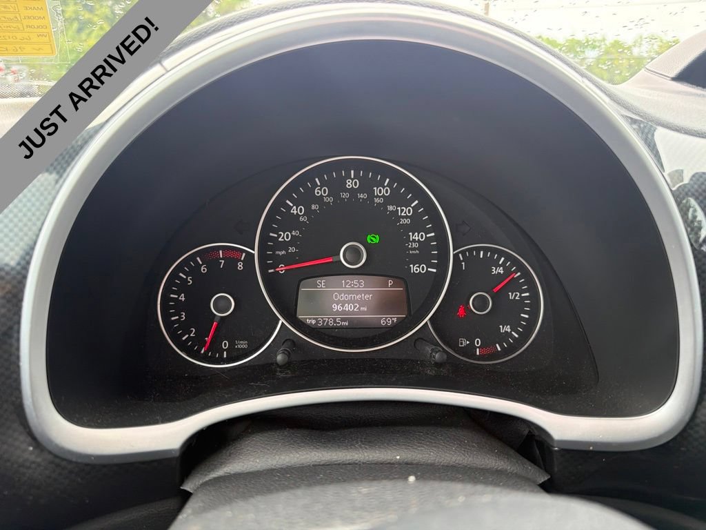 Used 2012 Volkswagen Beetle 2.0T FWD image 10