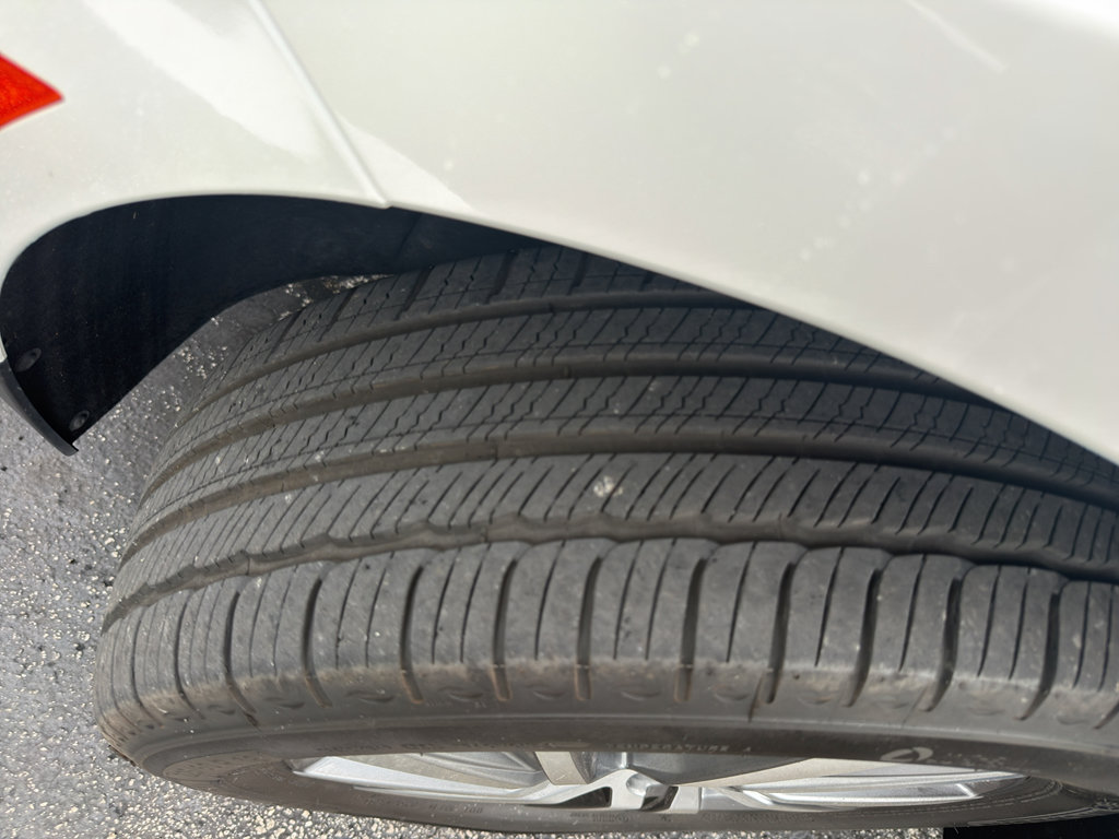 Used 2022 Chevrolet Equinox Premier image 20