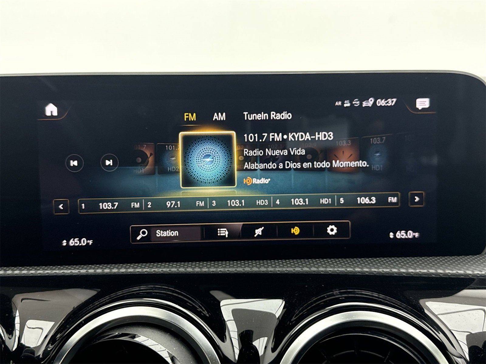 Used 2019 Mercedes-Benz A 220 A 220 w/ Premium Package image 22