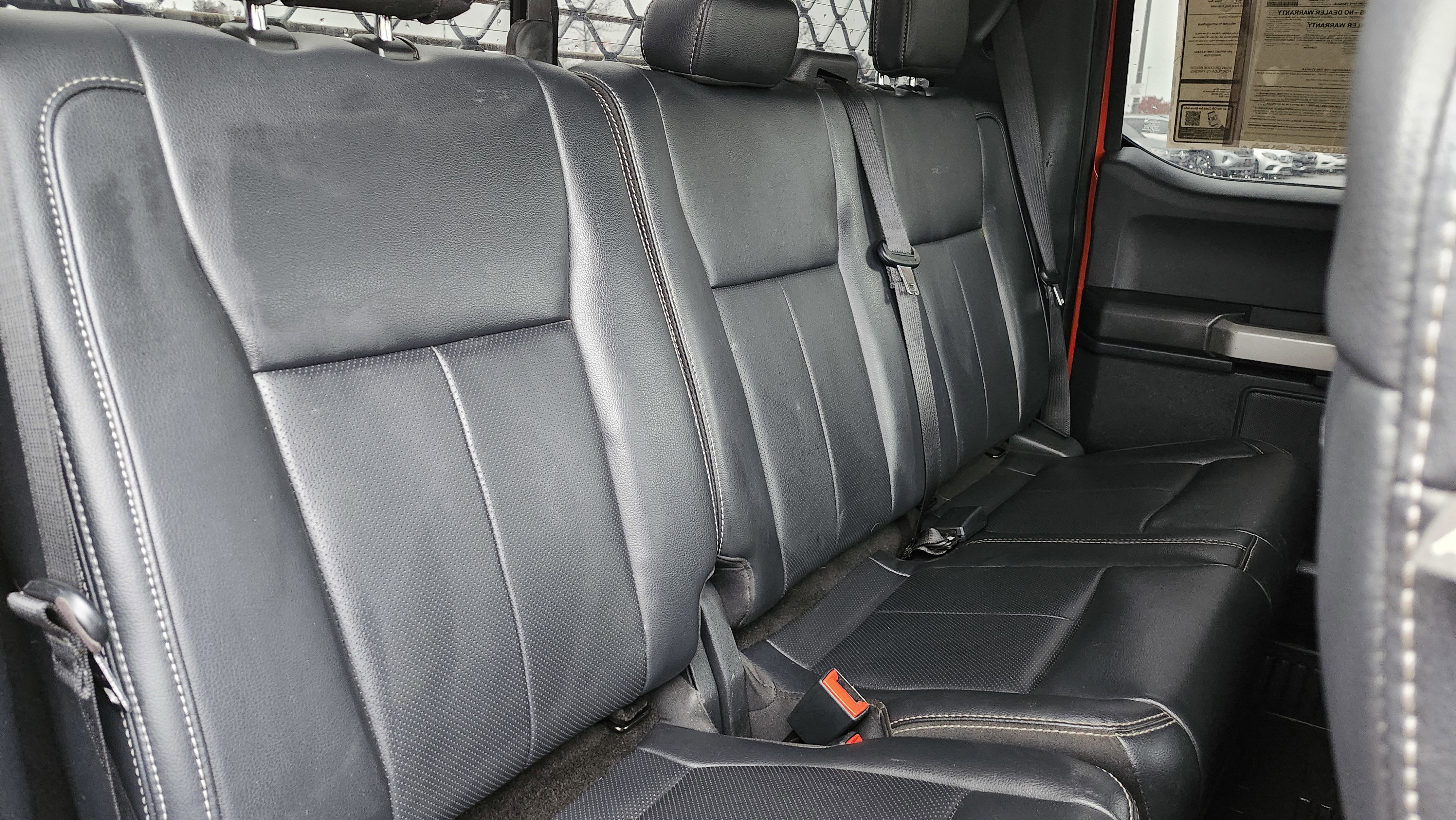 Used 2022 Ford F350 Lariat w/ Chrome Package image 19