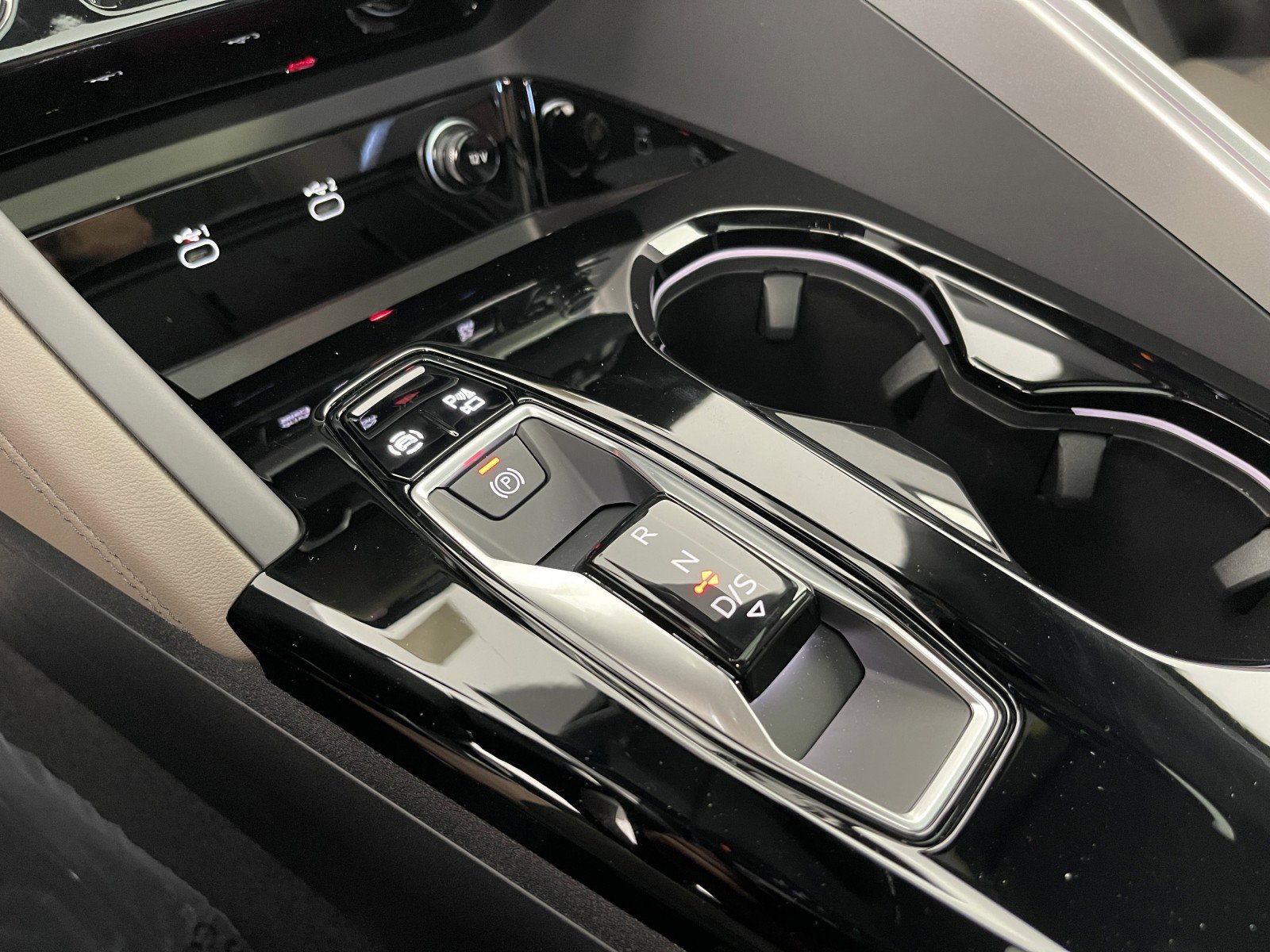 New 2025 Audi Q5 Premium Plus image 35