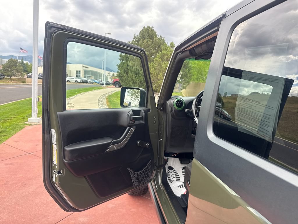 Used 2015 Jeep Wrangler Sport AWD/4WD image 12