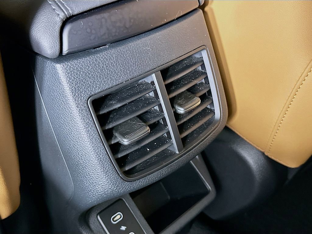 Used 2024 Kia Seltos EX image 34