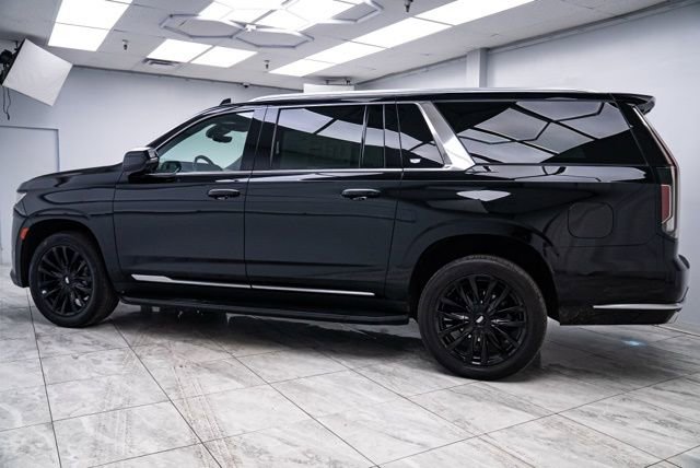 Used 2021 Cadillac Escalade ESV Premium Luxury image 3