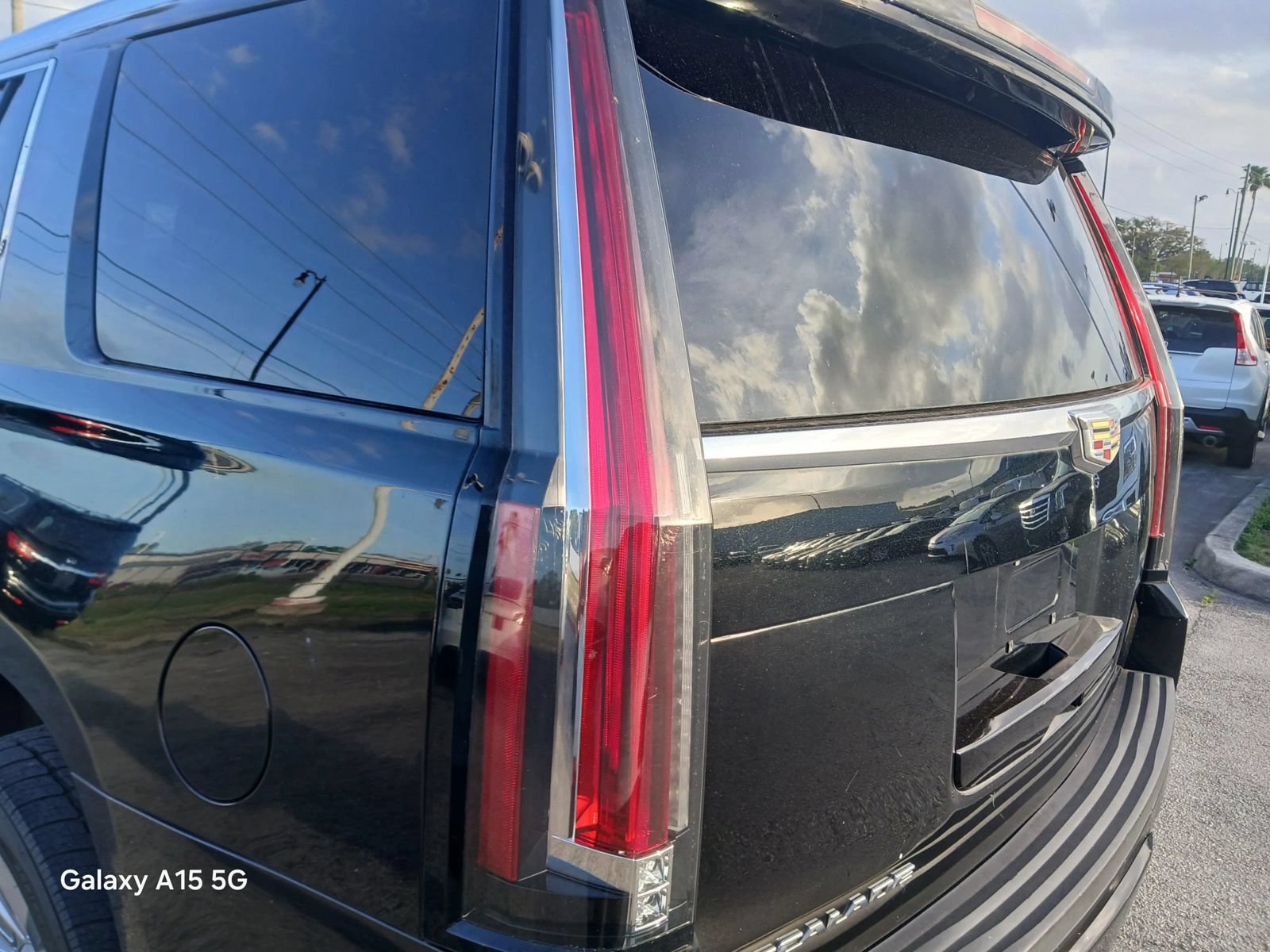 Used 2016 Cadillac Escalade Platinum RWD image 13