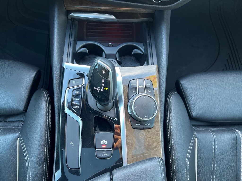 Used 2018 BMW 530i xDrive image 22