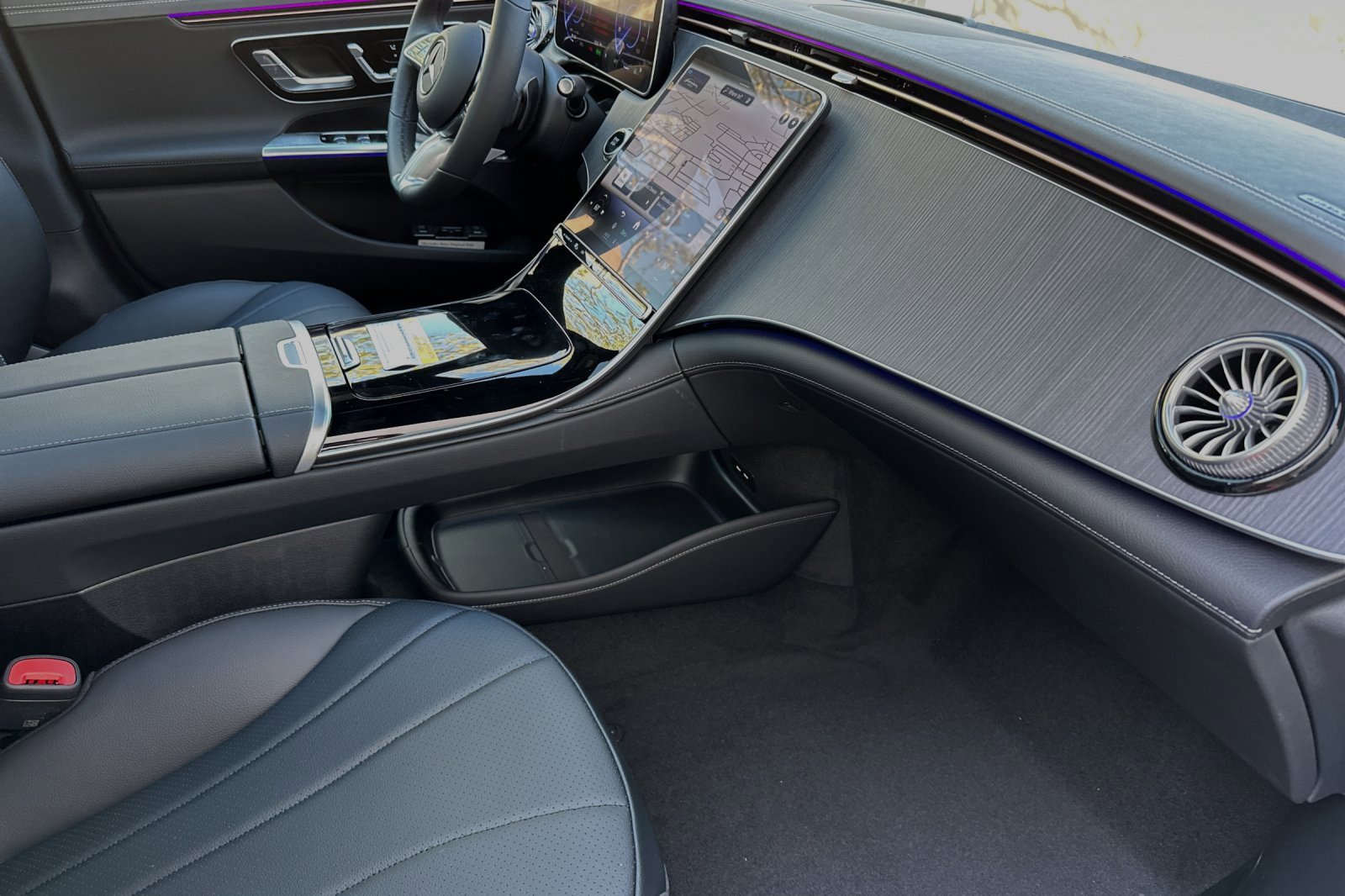 Used 2024 Mercedes-Benz EQE 350+ 350 Sedan image 18