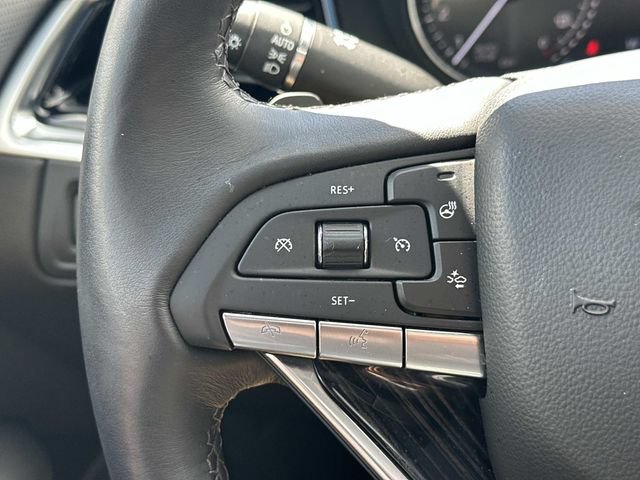 Used 2024 Cadillac XT6 Premium Luxury w/ LPO, Floor Liner Package AWD/4WD image 23