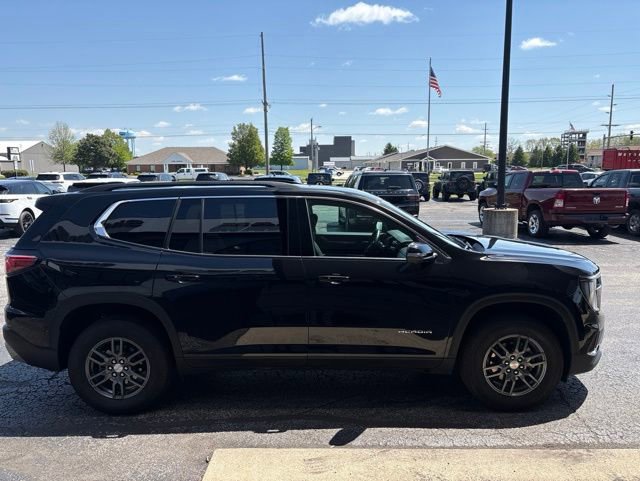 Used 2025 GMC Acadia Elevation FWD image 6