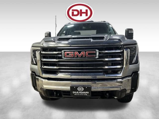 Used 2024 GMC Sierra 2500 SLT w/ SLT Convenience Package image 6