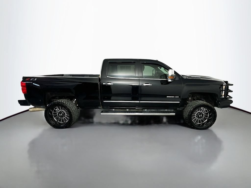 Used 2019 Chevrolet Silverado 2500 LTZ w/ Duramax Plus Package AWD/4WD image 8