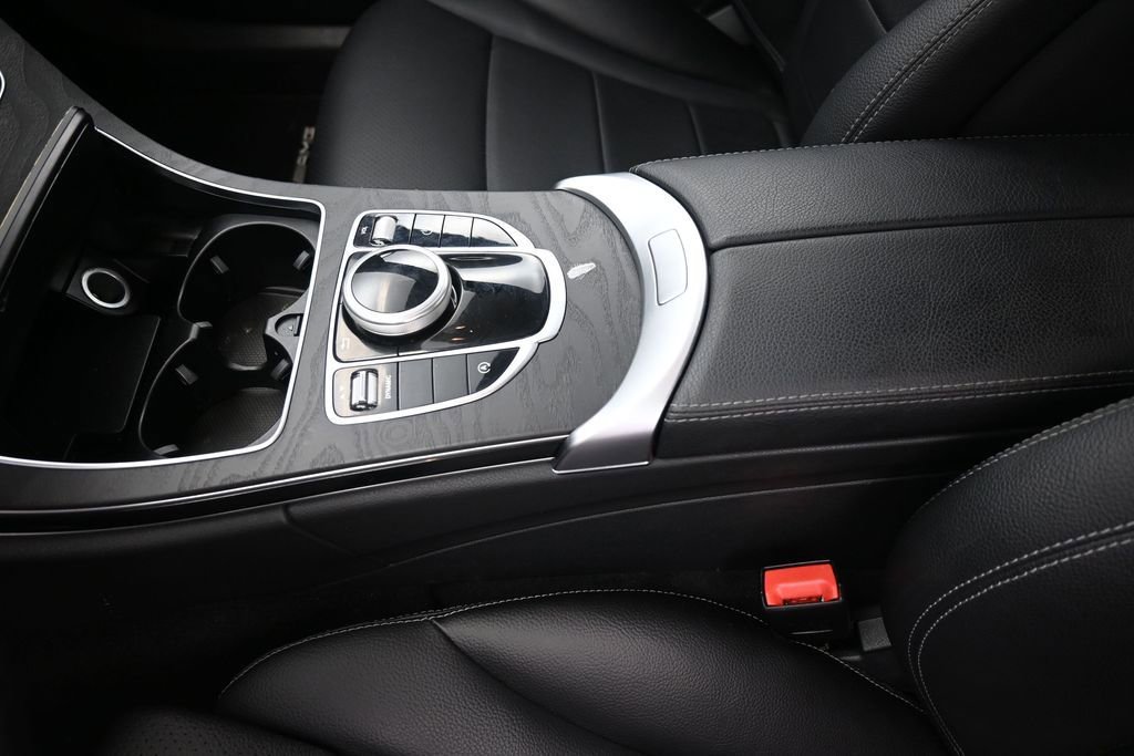 Used 2017 Mercedes-Benz C 300 4MATIC Sedan image 20