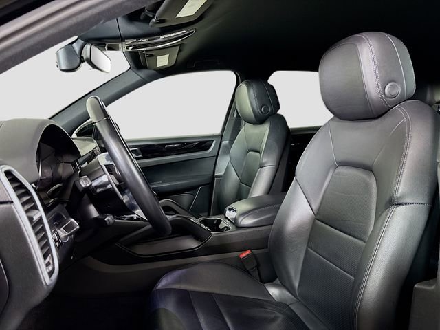 Used 2020 Porsche Cayenne AWD/4WD image 19