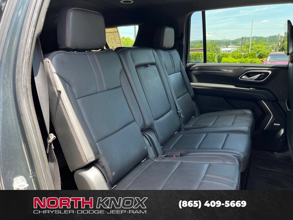 Used 2021 Chevrolet Suburban RST w/ Luxury Package AWD/4WD image 23