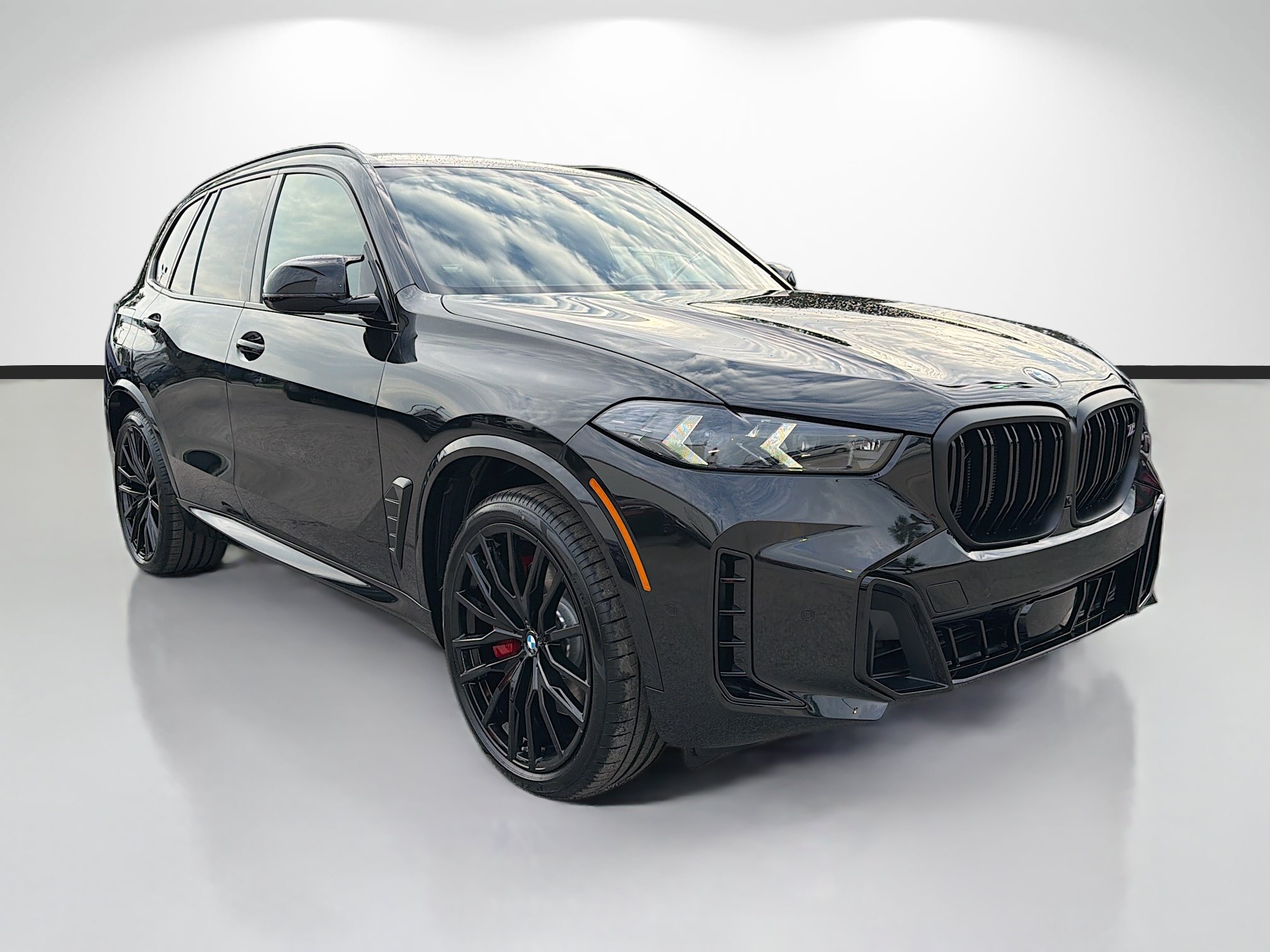 New 2026 BMW X5 M60i