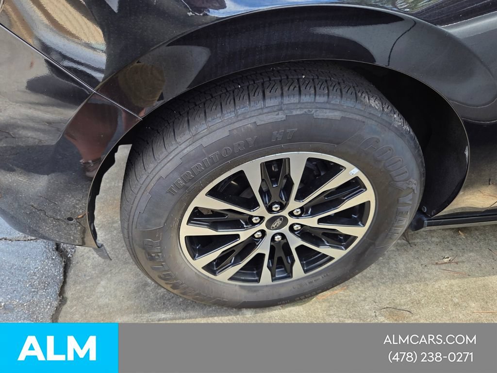 Used 2025 Ford Expedition Platinum AWD/4WD image 29