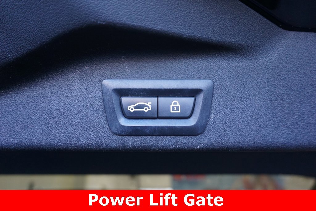 Used 2019 BMW X5 xDrive50i w/ M Sport Package image 21