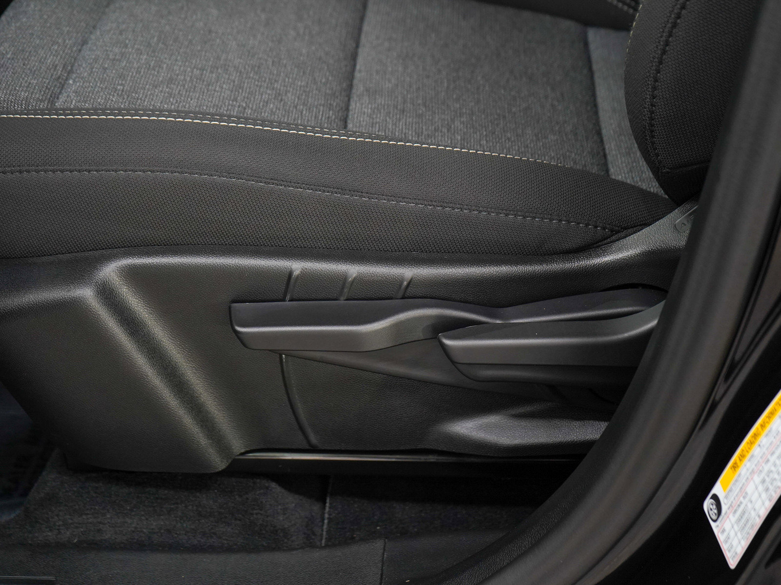 Used 2026 GMC Terrain Elevation w/ LPO, Floor Liner Package AWD/4WD image 20