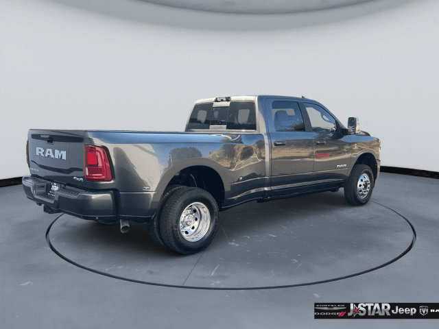New 2026 RAM 3500 Laramie AWD/4WD image 5