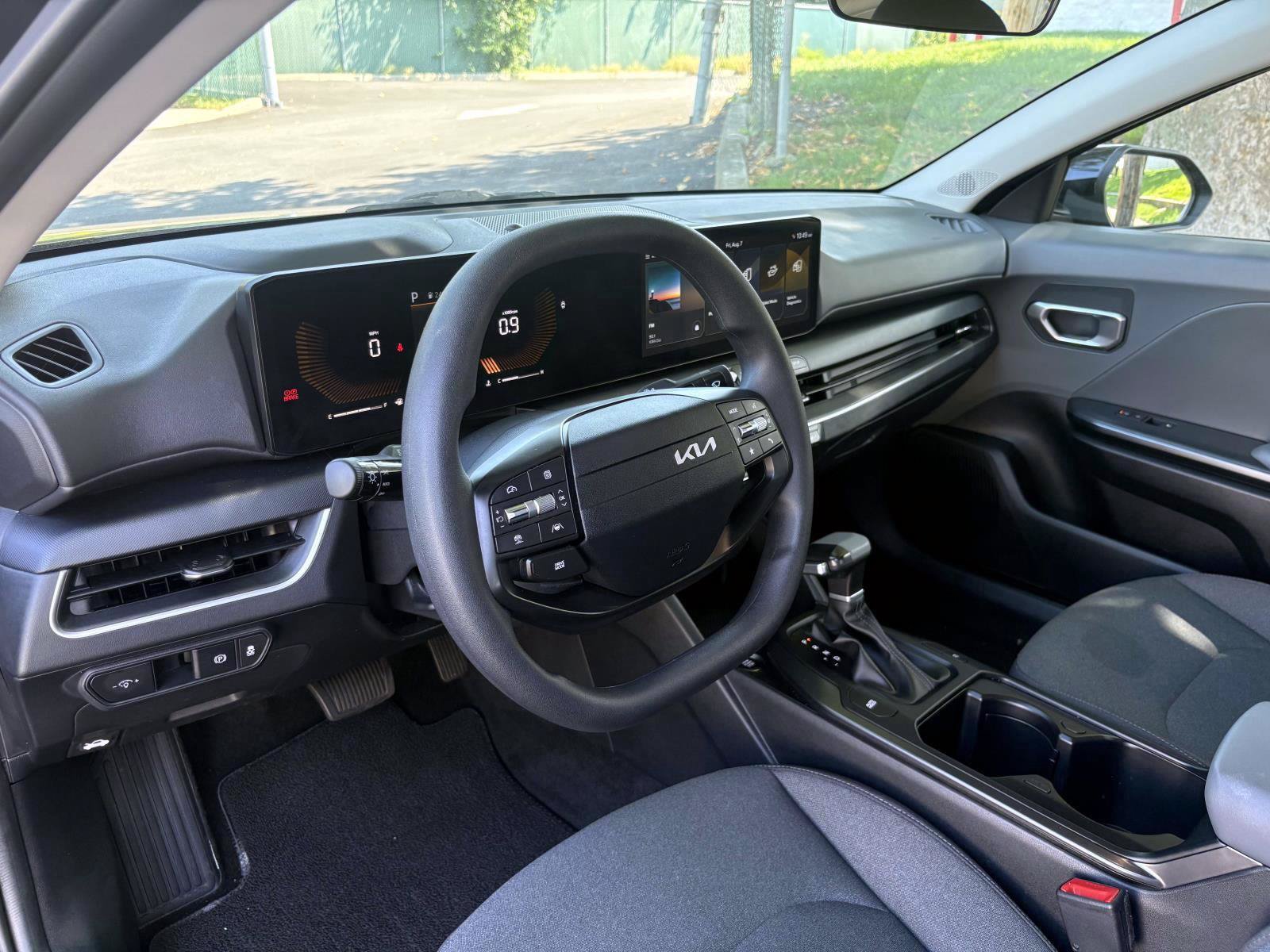 Certified 2025 Kia K4 FWD image 13