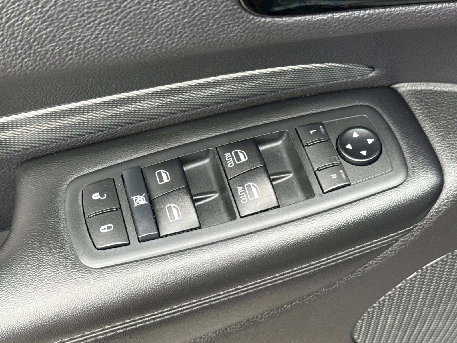 Used 2020 Dodge Durango GT image 11