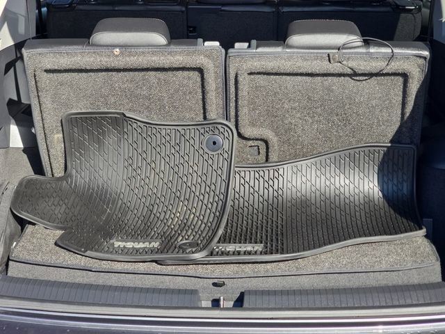 Used 2020 Volkswagen Tiguan SE image 34