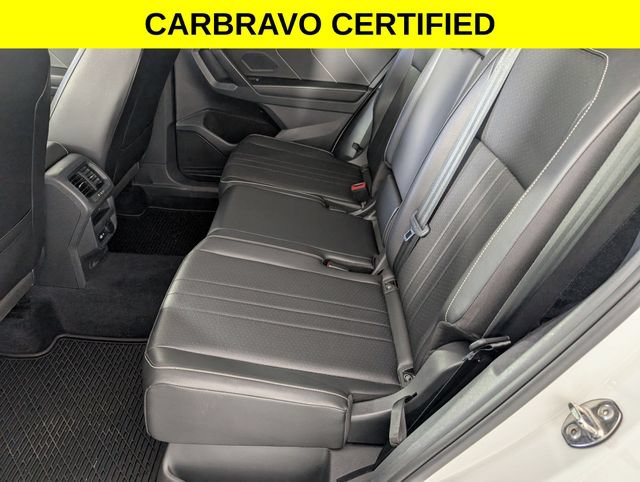 Used 2022 Volkswagen Tiguan SE AWD/4WD image 27
