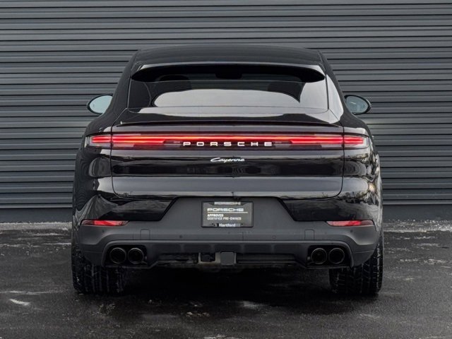 Used 2024 Porsche Cayenne Coupe image 6