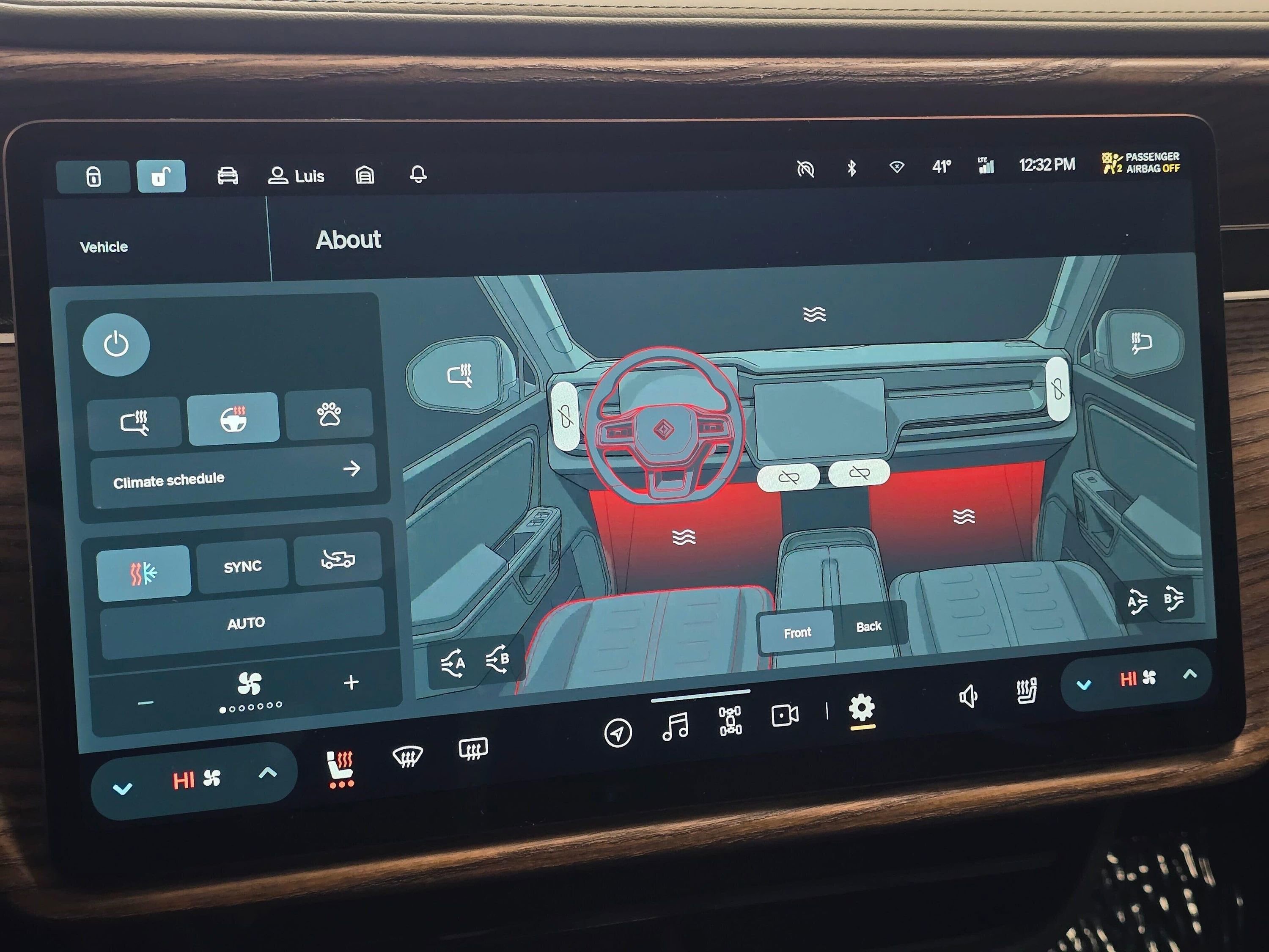 Used 2022 Rivian R1T Adventure AWD/4WD image 42