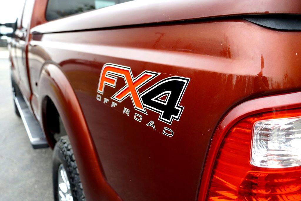 Used 2015 Ford F250 XLT w/ XLT Premium Package image 10