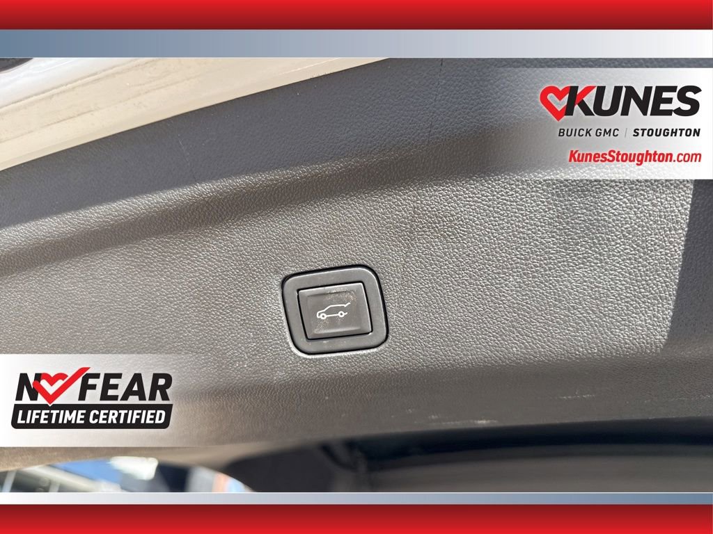 Used 2023 GMC Yukon XL Denali Ultimate image 47