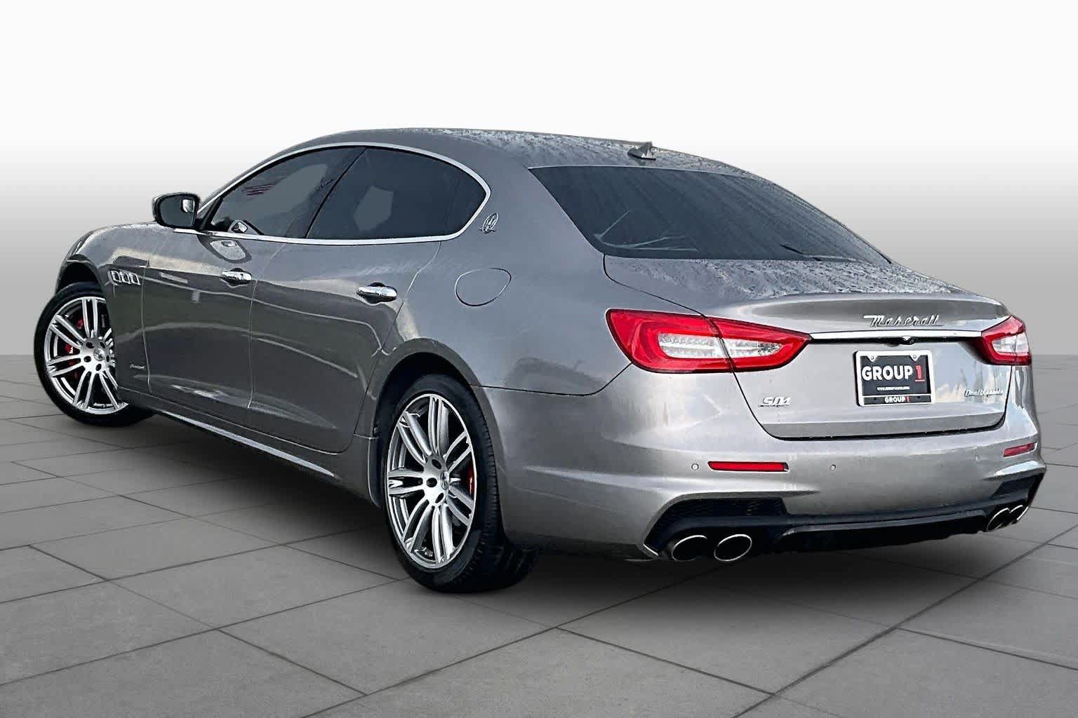 Used 2017 Maserati Quattroporte S GranSport Q4 AWD/4WD image 11
