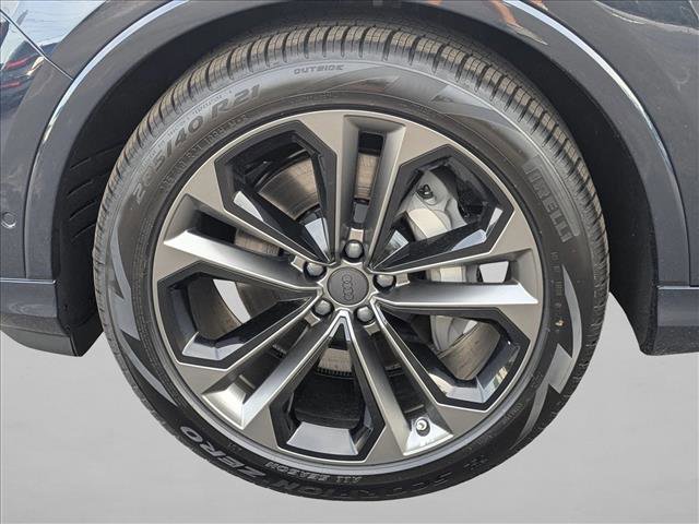 New 2026 Audi Q7 3.0T Premium Plus image 9