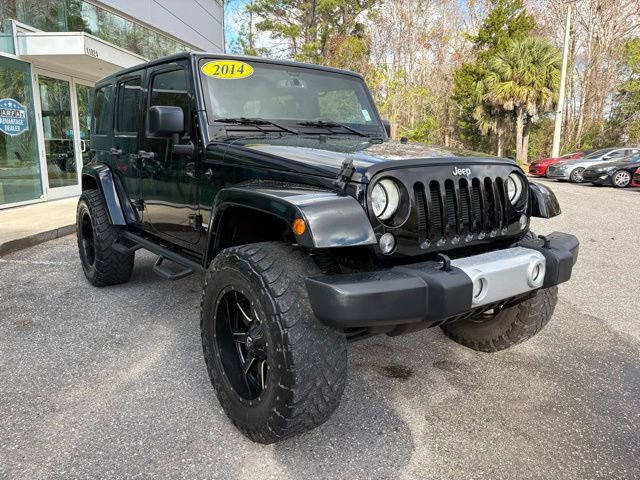 Used 2014 Jeep Wrangler Unlimited Sahara w/ Connectivity Group image 9