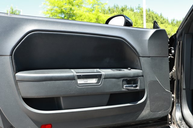 Used 2014 Dodge Challenger SXT RWD image 20