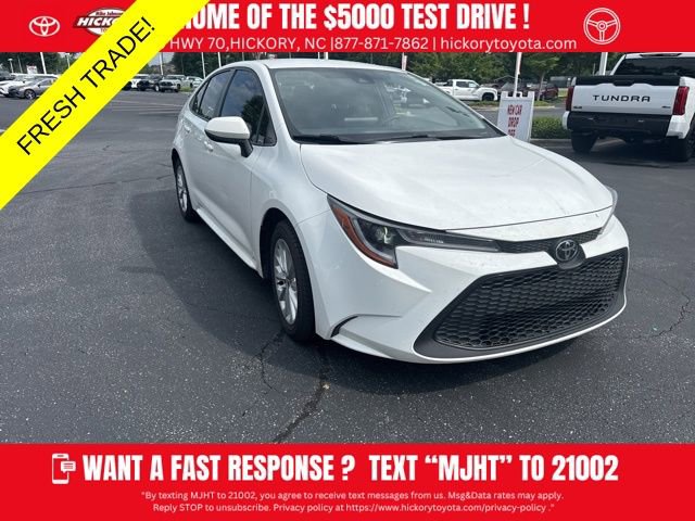 Used 2022 Toyota Corolla LE w/ LE Convenience Package FWD image 1