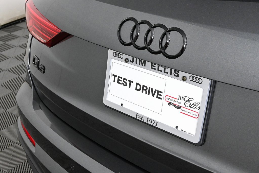 New 2025 Audi Q3 2.0T Premium Plus image 36
