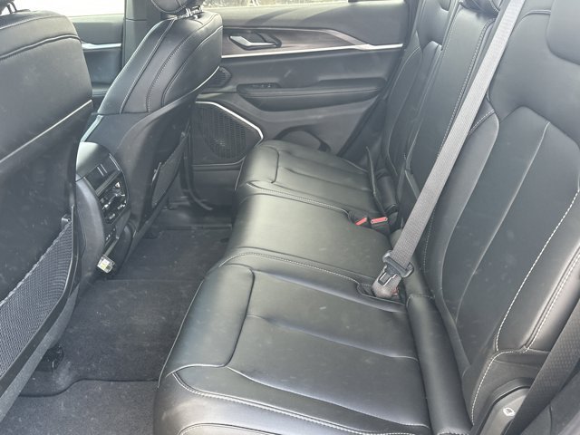 New 2026 Jeep Grand Cherokee Limited w/ Limited Altitude Package AWD/4WD image 22