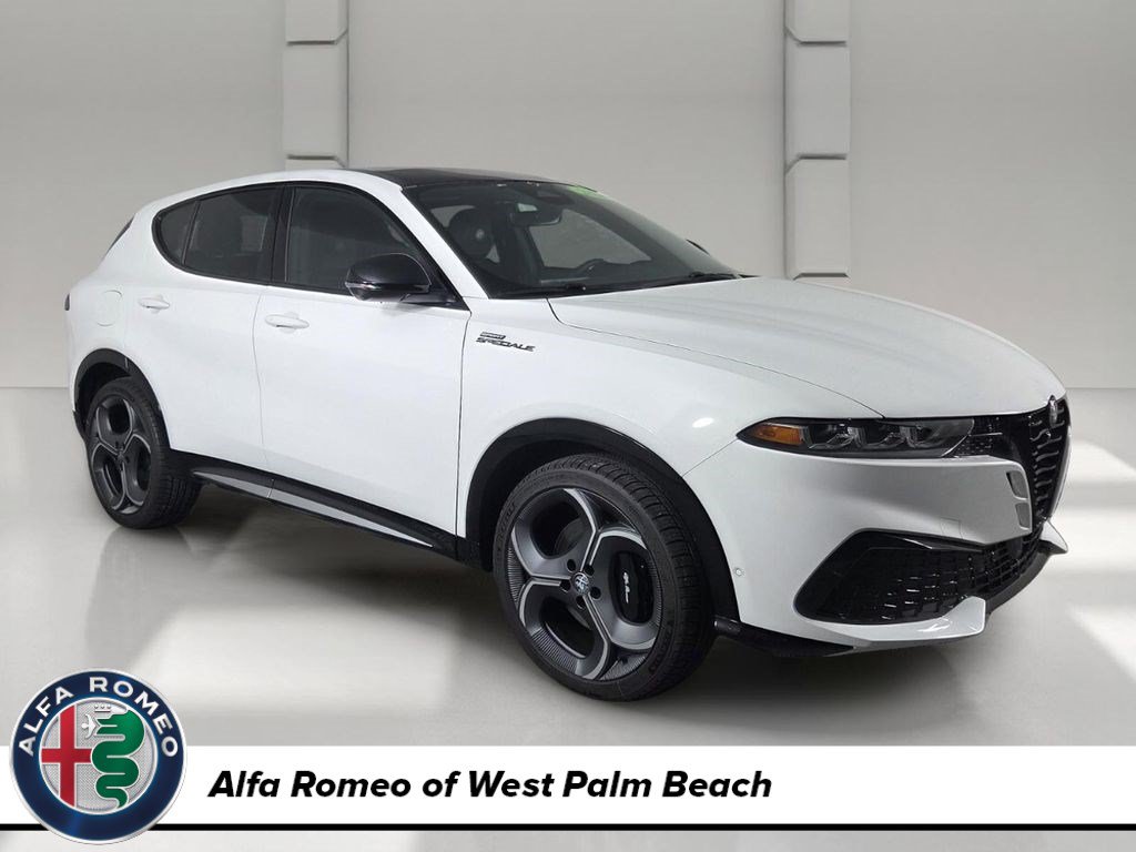 New 2026 Alfa Romeo Tonale w/ Active Assist Package