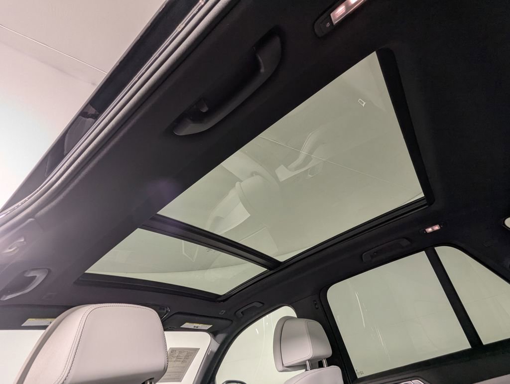 Used 2026 BMW X5 xDrive40i image 21