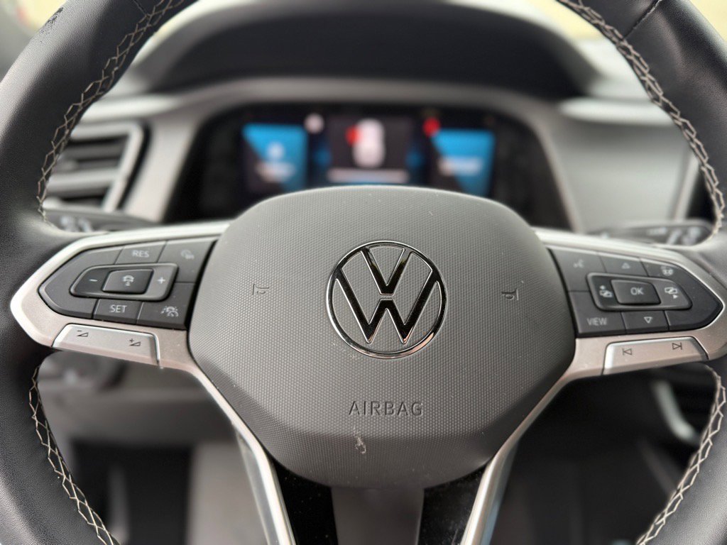 Used 2024 Volkswagen Atlas Cross Sport SE image 34