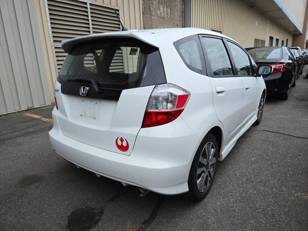 Used 2013 Honda Fit Sport image 5
