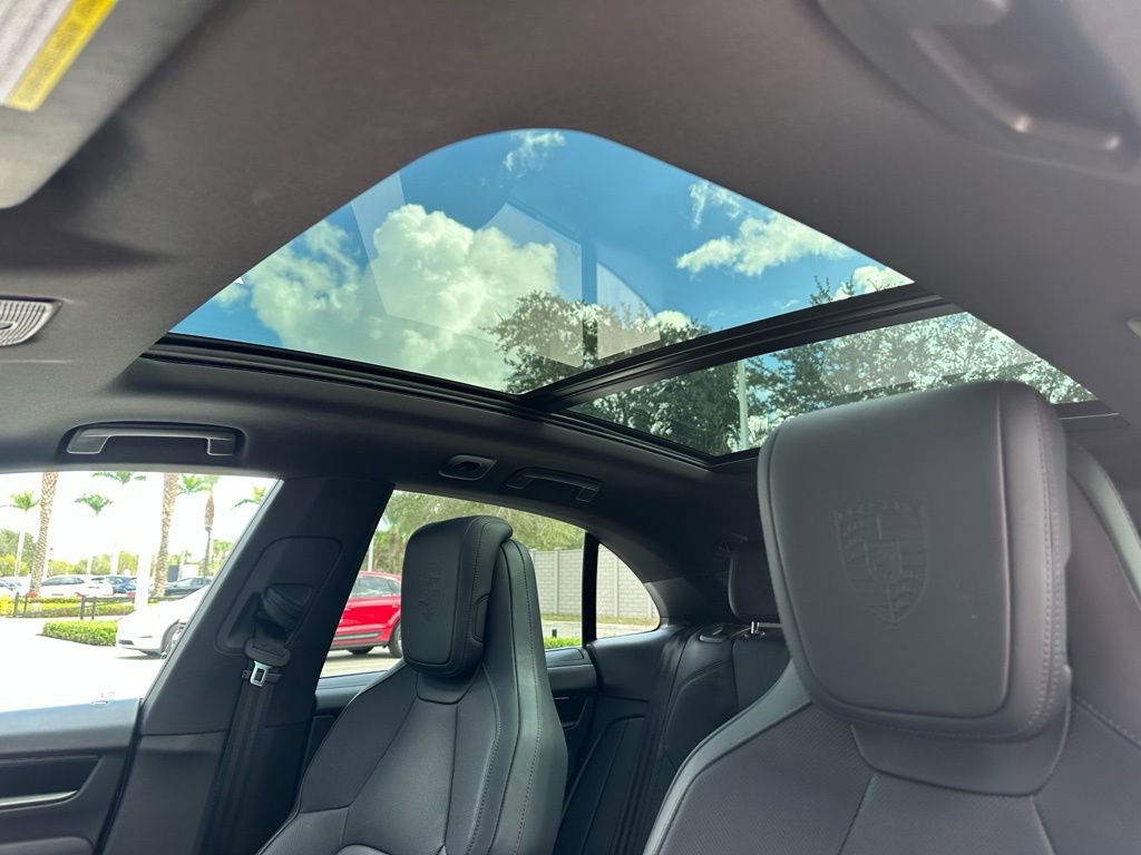 Certified 2025 Porsche Macan 4 Electric image 23