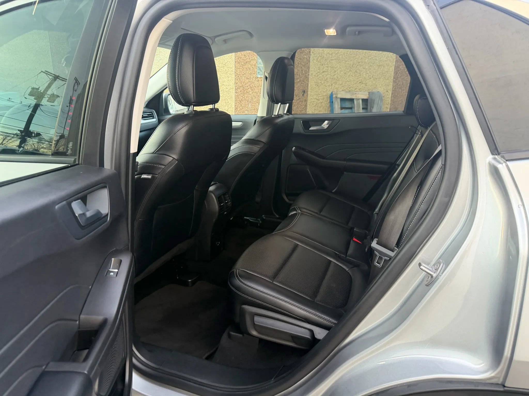 Used 2021 Ford Escape SEL image 29